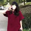 Camiseta de Manga Curta Estilo Retro Americano para Mulheres, Tendência de Verão Estilo Ins Chic Caimento Solto Emagrecedor Top de Meia-Manga