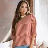 Amazon Fashion Camiseta Listrada Color Block com Gola Redonda Top Feminino Casual Estilo Preguiçoso Versátil Top Curto