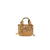 Bolso bandolera pequeño cuadrado de lujo ligero estilo coreano, nuevo modelo otoño 2026, bolso bandolera clásico único, bolso de mano de nicho, bolso de hombro de moda
