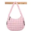 Bolsa de Ombro Feminina Estilo Novo Nylon Plissado Nuvem Transfronteiriça Bolsa de Mão para Viagem Grande Capacidade Transversal Sob o Braço Venda por Atacado