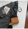 Bolsa de Mão Estilo Coreano Nicho Bolsa Saco para Mulheres 2026 Primavera Nova Elegante Retrô Patchwork Versátil Ombro Transversal