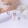 Pacote Misto de Acessórios de Unhas Tendência, Borboletas Prateadas Ultra Brilhantes Combinadas com Dourado, Strass de Unha Wearable Tridimensional de Luxo Leve