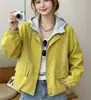 Chamarra con capucha estilo universitario de dos piezas falsas para mujer, nuevo top casual holgado de otoño 2026, chamarra petite