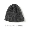 Cachemir 2026 Outono/Inverno Novo Feminino de Alta Qualidade Tricô Quente Cor Sólida Jacquard Chapéu com Proteção para Orelhas Tricô Casual Touca para Cabeça