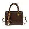 Bolsos de Mujer de Nicho Transfronterizos Modernos y Elegantes 2026 Nueva Moda Bolso Cruzado Versátil Bolso de Mano de Moda Bolso Cuadrado Pequeño Moderno