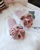 Outono e Inverno Novo Pelúcia Aberta Toe Chinelos Handmade Bow Moda Mulheres Brancas Home Non-slip Slides Quentes