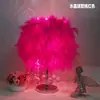 Lámpara de mesa con plumas de celebridades de Internet, lámpara decorativa de estilo nórdico para sala de estar, lámpara de noche para niña, lámpara de noche creativa.