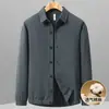 Chaqueta para Hombre 2026 Primavera y Otoño Casual Estilo Old Money Juventud Color Sólido Lino Camisa Cardigan Abrigo Holgado Moderno