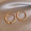 Aretes de Aro Estilo Francés con Pasadores de Plata 925, Fragmentos de Plata, Diseño Redondo, Diseño de Lujo Ligero de Alta Gama para Mujer, Chapados en Oro, Aretes Completamente Incrustados de Diamantes