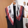 Elegante Pañuelo Cuadrado Delgado Estilo Francés para Mujer, Ligero y Transpirable, Estilo Artístico, Versátil para Usar con Camisa, Pañuelo Decorativo para el Cuello, Pañuelo de Seda
