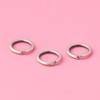 Anillo abierto desgastado esmerilado de plata S925 de 5 mm y 6 mm con colgante de cuerda trenzada y accesorios con cuentas.