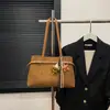 Nuevos Bolsos de Mano Más Vendidos Otoño e Invierno 2025, Bolsos Tote de Cuero de Moda y Versátiles del Mismo Estilo, Correas Anchas para el Hombro, Bolsos Cruzados para Mujer de un Solo Hombro