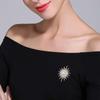 Broche de perlas para mujer, ramillete de traje, temperamento personalizado, broche de girasol, accesorios atmosféricos que combinan con todo, joyería de alta gama para damas.