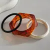 Pulseira redonda geométrica irregular de resina transfronteiriça europeia e americana, estilo vintage de meados do século, joia de design moderno para mulheres