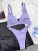 Novo Biquíni Costurado Europeu e Americano Feminino Cor Sólida Conjunto de Roupa de Banho de Duas Peças Atacado Transfronteiriço Conjunto de Biquíni Triângulo