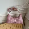 Bolsa de hombro para el día a día de gran capacidad, estilo coreano primavera-verano, modelo nuevo, dulce y fresca, con remaches, para llevar debajo del brazo, diseño de nicho a la moda