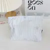 Bolsa de Maquiagem Listrada com Laço Estilo Ins para Meninas, Bolsa Portátil para Skincare e Retoque de Maquiagem, Bolsa Portátil para Armazenamento de Artigos de Higiene