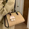 Bolsa Tote de Mão Estilo Retrô para Mulheres 2025 Nova Tendência Outono e Inverno Estilo Coreano Bolsa de Axila Popular Bolsa de Ombro