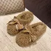 Novos Sapatos Peludos com Laço para o Inverno 2026 para Casa e Uso Externo, Slip-On Sapatos de Inverno Quentes de Pelúcia com Solado Grosso Birkenstock Fechados