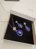 Conjunto Europeu e Americano de Corrente para Clavícula e Brincos em Formato de Gota de Água com Cristal Preto Safira Esmeralda Rubi Toque de Luxo Leve Combinando