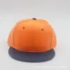 Chapéus de Hip-Hop Europeus e Americanos com Color-Blocking e Aba Reta com Bordado de Logo Personalizado, Chapéus de Street Dance, Bonés de Baseball Hip-Hop de Cor Sólida com Bordado