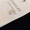 Tachinhas Coloridas Flash de Aço Titânio para Orelha Óssea para Mulheres com Furos Duplos na Orelha, Brincos de Piercing de Orelha de Alta Qualidade
