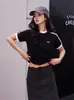 Camiseta de Manga Corta a Rayas con Tres Rayas de Verano para Mujer, Corte Ajustado, Estilo Americano, Hombro Normal, Top Corto