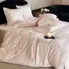 Juego de ropa de cama minimalista estilo ins de 100% algodón de fibra larga de 4 piezas con bordado de dibujos animados lindo