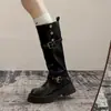 Botas longas novo modelo 2026, botas de salto alto com sola grossa para mulheres, botas Martin de outono e primavera com gola virada, botas de cavaleiro marrons Maillard