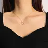 Colar de anel duplo em formato de coração cravejado com strass, estilo cruzado mais vendido para mulheres, corrente de clavícula de liga ins, design de nicho, sensação de nicho de luxo leve