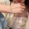 Pulsera Ola Azul 2024 Lujo Ligero Nuevo Diseño Nicho Moderno de Alta Gama Planeta Estudiante Mejor Amigo Versátil Venta al por Mayor