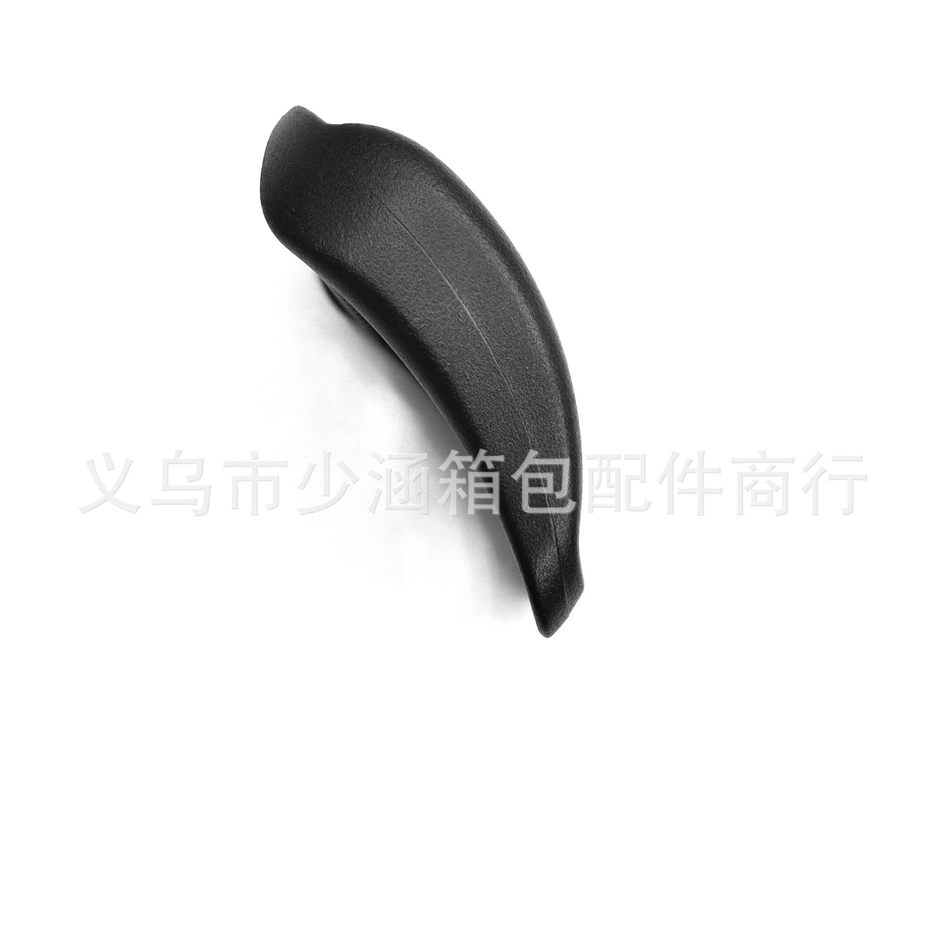 塑料弧形目字扣