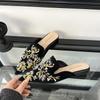 Sandalias planas y pantuflas de estilo coreano nuevas de primavera y otoño 2025, punta puntiaguda, baotou, bordadas de estilo chino, con cuentas, tacón bajo, zapatos de mujer