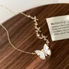 Lujo Ligero, Elegante y de Gama Alta Cadena para Clavícula de Concha Mariposa, Versátil para el Día a Día Diseño de Nicho Elegante Collar para Mujeres