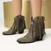 Novas botas de franja, botins curtos com rebites, botas estilo romano de bico fino, botas Martin de salto alto robusto, tamanhos 40-47, botas de exportação plus size
