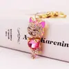 Chaveiro Gato da Sorte Cravejado com Diamantes Cool Hee Fofo Acessórios para Bolsa Feminina Pingente de Gatinho Metal Chaveiro Pequeno Presente 148