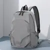 Mochila nueva para mujer, elegante y con estilo, adecuada para ir al trabajo y salir, impermeable, tamaño pequeño, mochila de viaje simple y casual para hombre, ligera