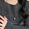 Collar con colgante minimalista de gota de agua para mujer, estilo largo para otoño e invierno, adecuado para sudaderas y suéteres, casual y versátil, accesorio de lujo minimalista con un toque de alta gama