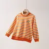 Sudaderas de Invierno y Otoño con Rayas Bordadas y Cuello Semi-Alto para Niños y Niñas, Adecuadas para Usar en Capas o Solas, Sudadera Cálida para Niños