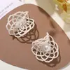 Estilo Coreano Nueva Moda Elegante Perla de Imitación Calada Flor DIY Pendientes de Nicho Pendientes Bolsas Sombreros Zapatos Accesorios de Flor