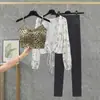 Traje de Fitness para Mujer 2026 Verano Nuevo Estilo Ropa de Yoga de Gama Alta Chaleco Deportivo Sujetador Deportivo para Correr Conjunto de Tres Piezas