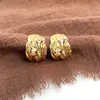 Brincos de Metal Dourado com Cobre, Irregulares e Plissados, em Forma de C para Mulheres, Novos Brincos de Tarraxa Minimalistas da Moda Atacado
