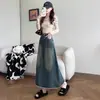 Falda de Mezclilla Retro con Borde Deshilachado y Abertura para Mujer 2025 Nuevo Otoño Cintura Alta Efecto Adelgazante Línea A Ajustada a la Cadera Falda de Longitud Media con Empalme
