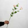 Flores artificiales al por mayor tacto de alta gama hidratante lisianthus diseño floral espacial arte arreglo floral materiales florales ramo de novia