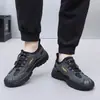 2026 Sapatos Masculinos Primavera Novos Sapatos de Caminhada Masculinos Antiderrapantes Resistentes ao Desgaste Sola Macia Slip-On Esportivos ao Ar Livre Casuais