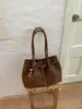 Bolsa grande casual com padrão trançado de comércio exterior para mulheres, nova moda super popular bolsa tote, bolsa de ombro retrô de grande capacidade para o dia a dia