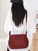 Bolsa de maternidad multicapa de nailon, elegante y minimalista, impermeable, versátil, casual, ligera y se puede llevar como bolso de hombro o bolso cruzado.