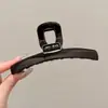 Pinza para el Cabello de Tiburón Estilo Dopamina para la Parte Trasera de la Cabeza, Pasador Elegante Estilo Coreano, Nueva Pinza de Garra Acrílica con Forma de Corazón 2026