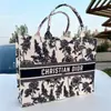 Bolso de Mano de Dibujos Animados de Celebridad de Internet, Bolso de Fieltro de Conejo Súper Lindo, Bolso Tote Personalizado para Regalo de Fiesta de Reunión Anual Corporativa