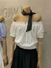 Wgwe9679 Ropa de Mujer Shisanxing Guangzhou 2026 Verano Nuevo Estilo Talla Pequeña Camisa de Hombros Descubiertos de Manga Corta Top Delgado